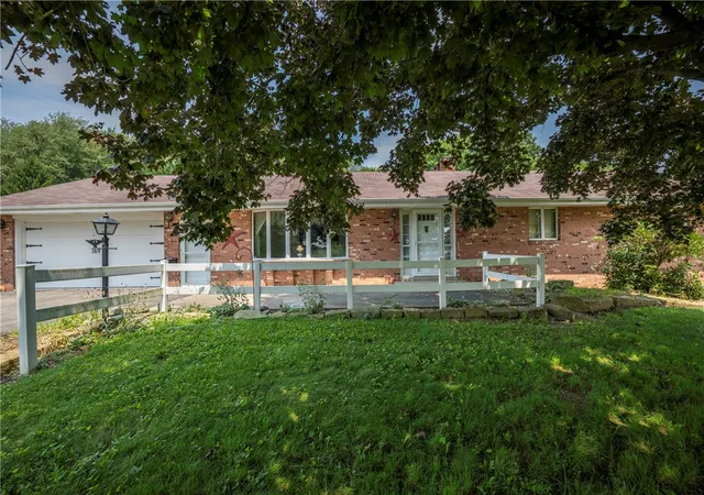 3rd image of 169 Ridge Dr, Fairview Twp, PA 16041 | MLS# 1765253