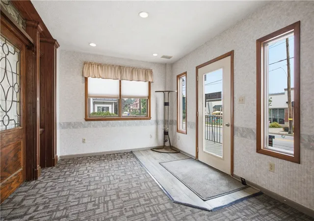 5th image of 208 W New Castle St, Zelienople Boro, PA 16063 | MLS# 1764735