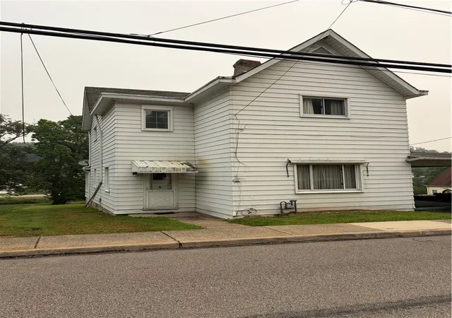 Homes for sale in Export, PA | 5710 Lincoln Ave, Export, PA 15632 | MLS# 1765434