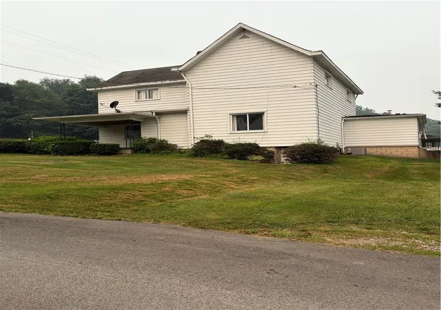 Homes for sale in Export, PA | 5710 Lincoln Ave, Export, PA 15632 | MLS# 1765434