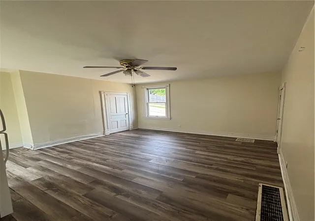 5th image of 859 Lincoln Ave, Charleroi Boro, PA 15022 | MLS# 1765123