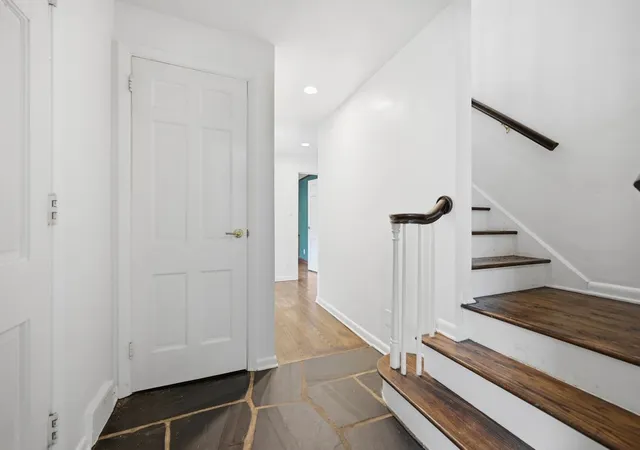 2nd image of 116 Wilmar Dr, Fox Chapel, PA 15238 | MLS# 1765440