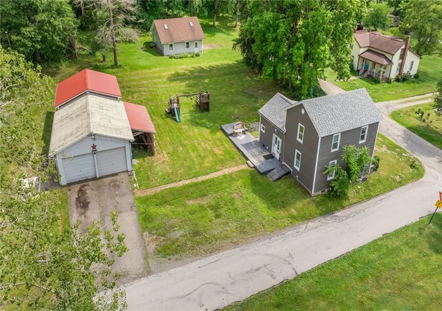 3rd image of 12 Wood St, Sandy Lake, PA 16145 | MLS# 1765449