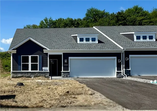 1st image of 334 Gleneagles Dr, Twp Of But Nw, PA 16001 | MLS# 1765461