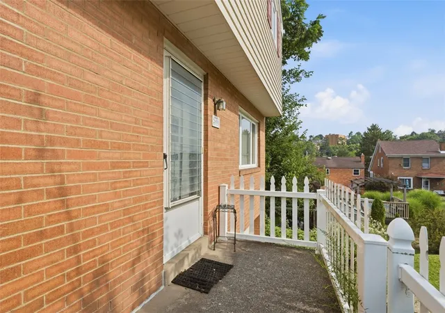 Photo 4 of Sale Pending at 2600 Bethesda St, Carrick, PA 15227 | MLS# 1765351 | Listing updated on 2026-07-28