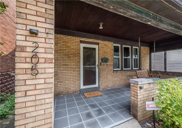 Homes for sale in Brentwood, PA | 105 E Garden Rd, Brentwood, PA 15227 | MLS# 1765490