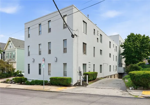 2nd image of 5708 Walnut Street #G-1, Shadyside, PA 15232 | MLS# 1765467