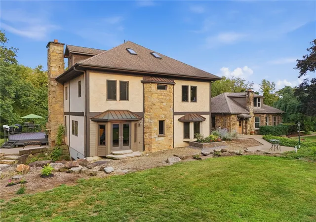 2nd image of 3023 Fairview Rd, Gibsonia, PA 15044 | MLS# 1765277