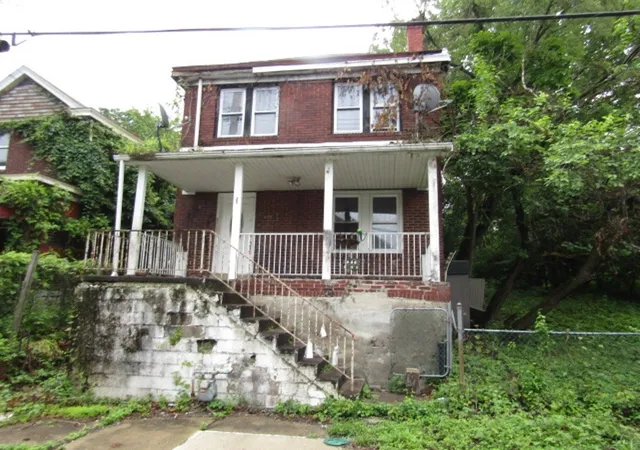 Homes for sale in Lincoln Larimer, PA | 644 Paulson Ave, Lincoln Larimer, PA 15206 | MLS# 1764784