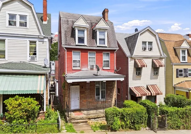 Homes for sale in Oakland, PA | 244 Robinson, Oakland, PA 15213 | MLS# 1765523