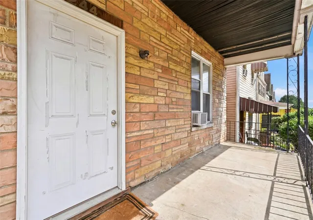 Homes for sale in Oakland, PA | 244 Robinson, Oakland, PA 15213 | MLS# 1765523