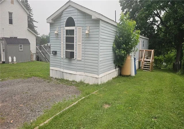 31st image of 1939 Morris St, South New Castle Boro, PA 16102 | MLS# 1765478