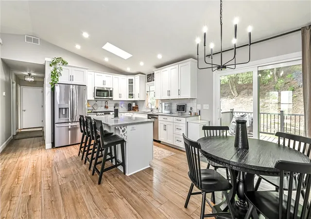 4th image of 158 Dwellington Dr, Middlesex Twp, PA 16059 | MLS# 1765525