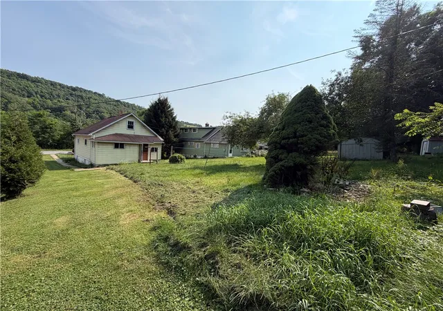 4th image of 220 Bethel Street, Conemaugh Twp, PA 15935 | MLS# 1765394