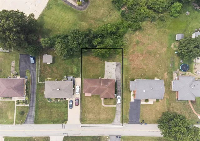 Homes for sale in Penn Twp, PA | 107 Long Dr, Penn Twp, PA 15642 | MLS# 1765600