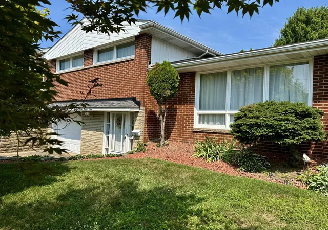 1st image of 2781 Grant St, Lower Burrell, PA 15068 | MLS# 1765608