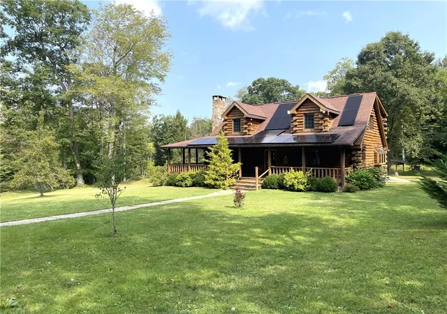 Homes for sale in Kennerdell, PA | 190 Sara Lane, Kennerdell, PA 16374 | MLS# 1765611