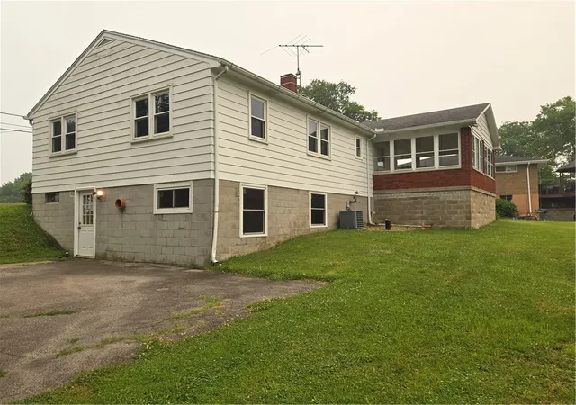 Photo 4 of Sale Pending at 472 Portman Rd, Summit Twp, PA 16002 | MLS# 1765622 | Listing updated on 2026-08-31