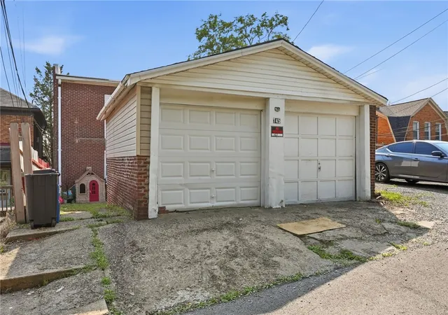 4th image of 745 Brookline Blvd, Brookline, PA 15226 | MLS# 1765361