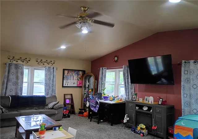 4th image of 415 Browns Hill Rd, Middlesex Twp, PA 16059 | MLS# 1765511