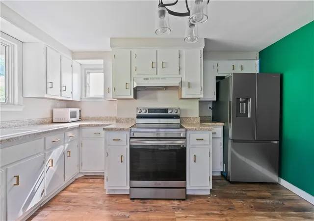 Photo 3 of Single family home for sale at 224 E End, Connellsville, PA 15425 | MLS# 1765653 | Listing updated on 2026-07-19