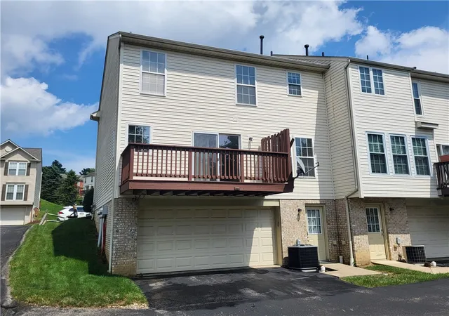 5th image of 182 Blue Grass Circle, Monroeville, PA 15146 | MLS# 1765673