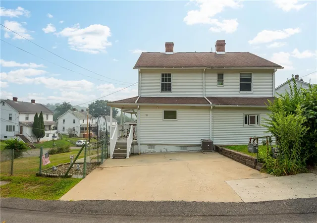 Photo 1 of Single family home for sale at 92 Beech St, Muse, PA 15350 | MLS# 1765557 | Listing updated on 2026-09-01