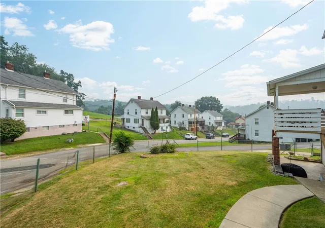 2nd image of 92 Beech St, Cecil, PA 15350 | MLS# 1765557