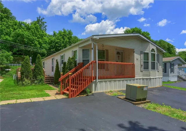 2nd image of 34 Jess Lane, North Fayette, PA 15057 | MLS# 1764971