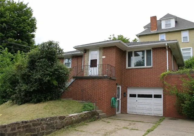 Homes for sale in Freeport Boro, PA | 119 Washington St, Freeport Boro, PA 16229 | MLS# 1765719