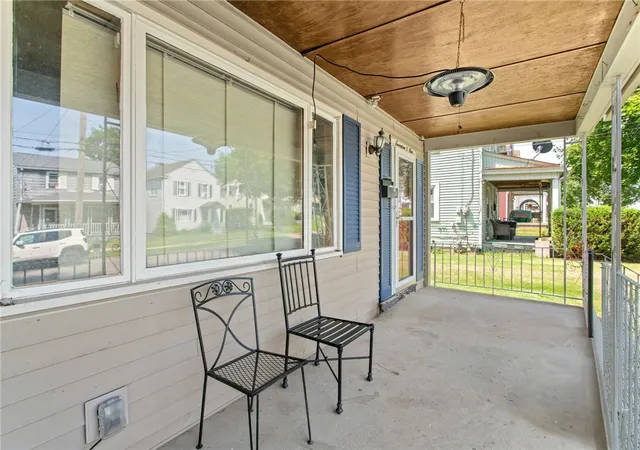 Photo 3 of Single family home for sale at 1709 Irwin St, Aliquippa, PA 15001 | MLS# 1765425 | Listing updated on 2026-10-07