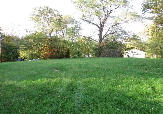 Photo 3 of Land for sale at 301 Oak Ave, Elizabeth Twp/boro, PA 15037 | MLS# 1765724 | Listing updated on 2026-07-20