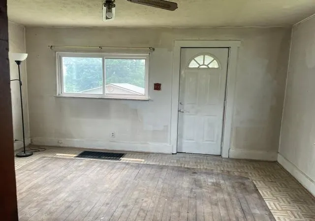 Photo 3 of Single family home for sale at 18 Main St, Daisytown, PA 15427 | MLS# 1765742 | Listing updated on 2026-10-06
