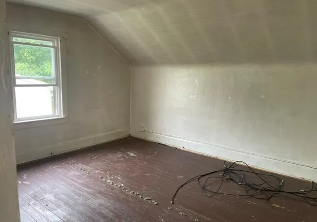Photo 4 of Single family home for sale at 18 Main St, Daisytown, PA 15427 | MLS# 1765742 | Listing updated on 2026-10-06