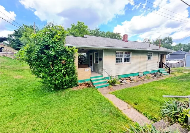 1st image of 794 S Gray Avenue, Bridgeville, PA 15017 | MLS# 1764654