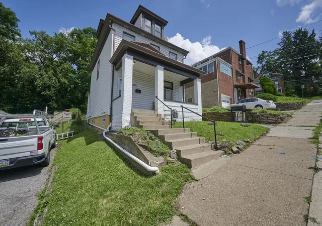 Photo 3 of Single family home for sale at 3033 Bremen Ave, Pittsburgh, PA 15227 | MLS# 1765797 | Listing updated on 2026-07-21