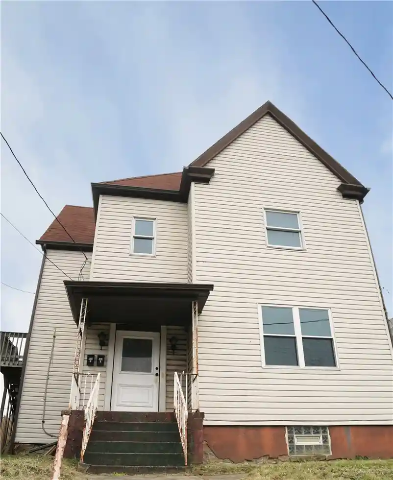 Photo 1 of Multi family home for sale at 460 Jefferson Ave, City Of Washington, PA 15301 | MLS# 1765763 | Listing updated on 2026-10-28