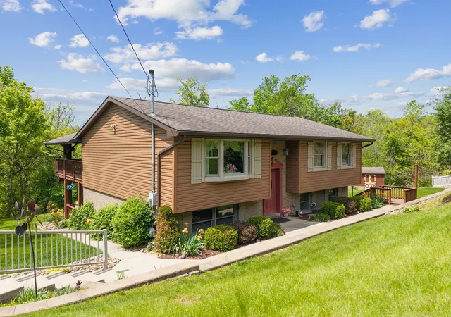 2nd image of 909 Our Wy, North Huntingdon, PA 15642 | MLS# 1765814