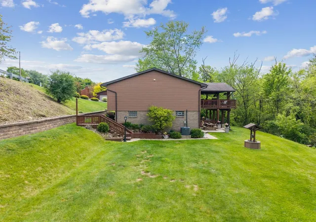 3rd image of 909 Our Wy, North Huntingdon, PA 15642 | MLS# 1765814