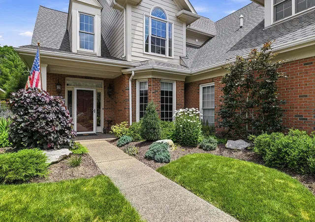 3rd image of 163 Lancaster Ave, Mt Lebanon, PA 15228 | MLS# 1765872
