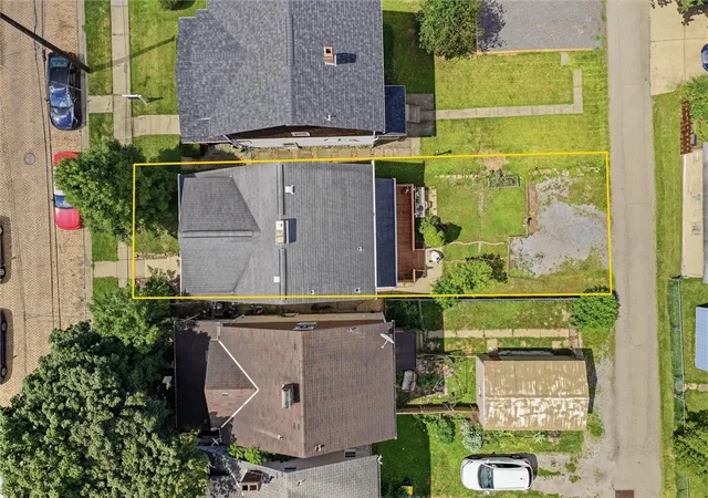 Photo 2 of Single family home for sale at 28 Evans Ave, Ingram, PA 15205 | MLS# 1765675 | Listing updated on 2026-08-04