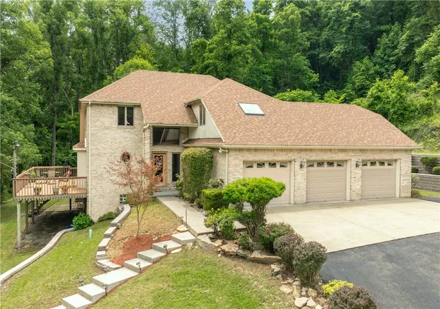 Photo 1 of Single family home for sale at 461 And 467 Fan Holw Rd, Menallen Twp, PA 15401 | MLS# 1765907 | Listing updated on 2026-07-27