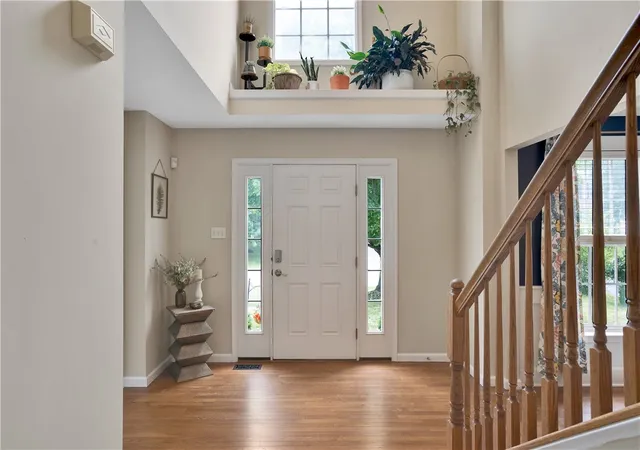 3rd image of 254 Gary Dr, Ohio Twp, PA 15143 | MLS# 1765931