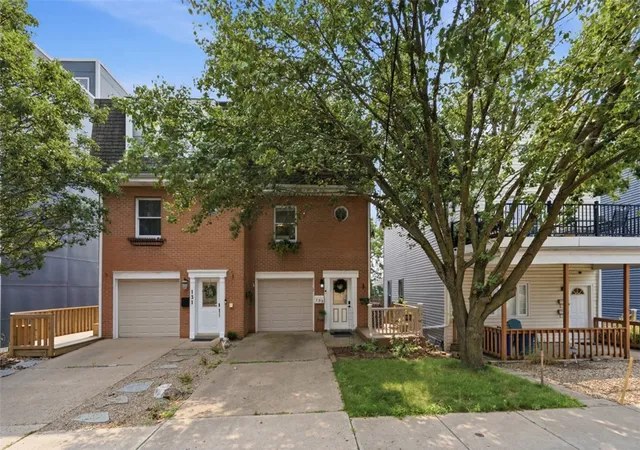 1st image of 133 Meridan St, East Washington, PA 15211 | MLS# 1765164