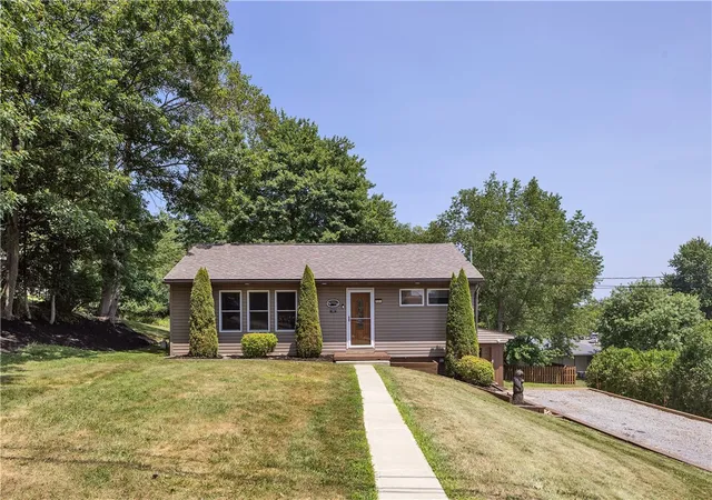 1st image of 551 Broadway, Pine Twp, PA 15090 | MLS# 1765975