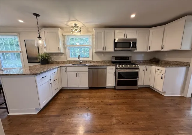 3rd image of 1365 Old Meadow Rd, Upper St Clair, PA 15241 | MLS# 1765442