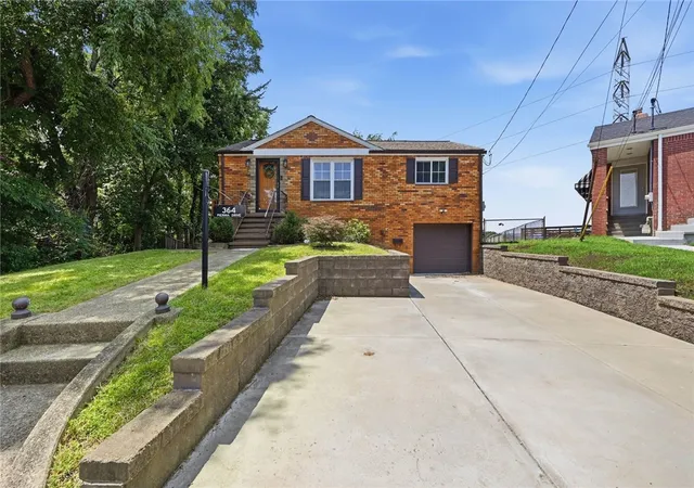 Photo 1 of Single family home for sale at 364 Pierina Dr, Scott Twp, PA 15243 | MLS# 1765974 | Listing updated on 2026-08-31