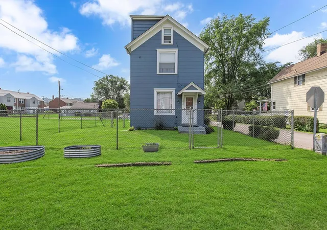 1st image of 330 Greenlee St, Beaver, PA 15009 | MLS# 1765921