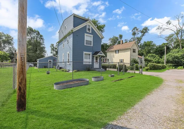 2nd image of 330 Greenlee St, Beaver, PA 15009 | MLS# 1765921