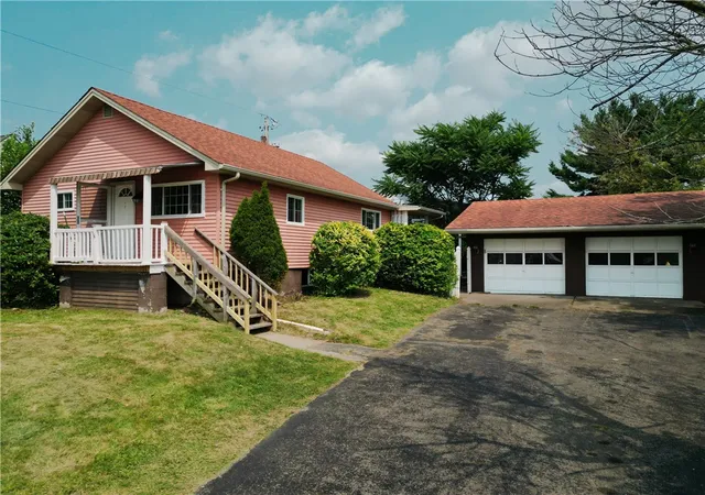 1st image of 490 Glenn St, City Of Washington, PA 15301 | MLS# 1765125